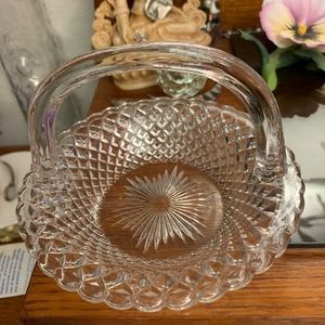 Diamond Point Small Glass Basket